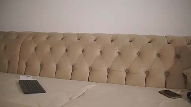 GiaInked live cam on StripChat