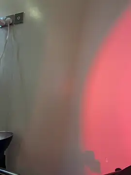 melaninglasskin live cam on StripChat