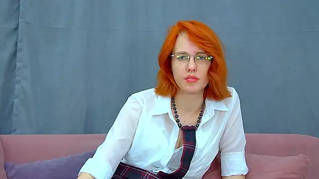 KarolinaRode live cam on StripChat