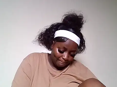 wildebony1 live cam on StripChat