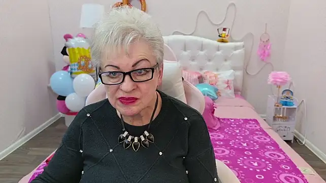 KayleSmoll webcam
