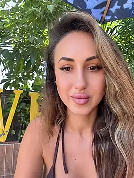 Bella-Grace webcam
