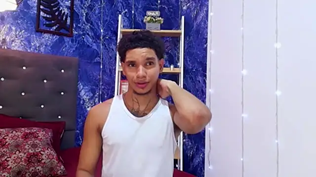kai_storm77 webcam