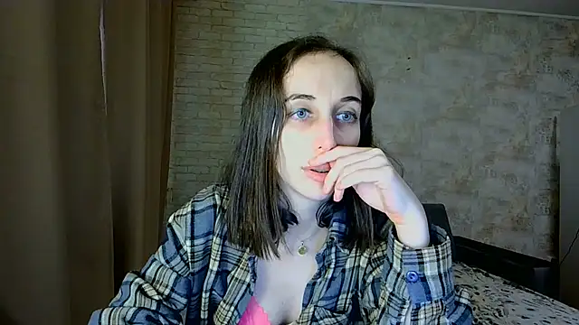 Anika_bloom live cam on StripChat