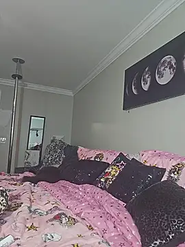 lil_jiggly live cam on StripChat