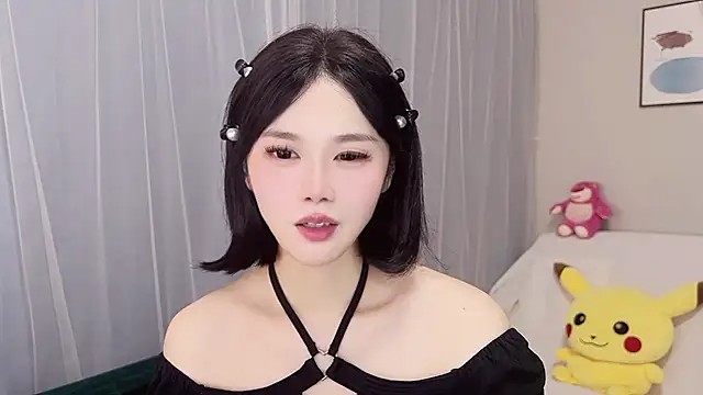 Pearl-xixi777 webcam