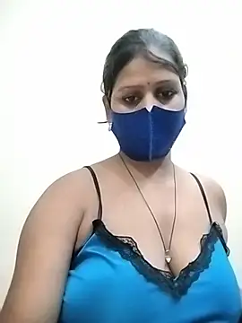 hotyrani07 webcam