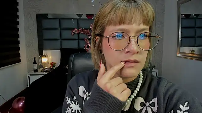 Mrs_Regina_clk webcam