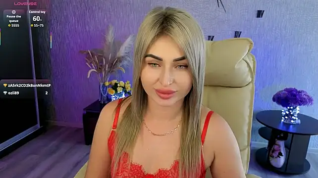 NikaSkyLove webcam