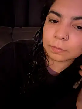 kimmiakiss22 webcam