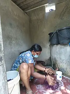 Tamilselviroja- live cam preview