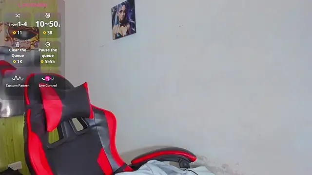 dolly_boob