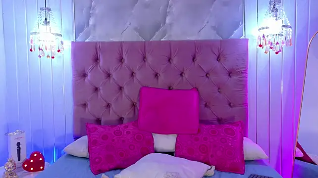 ArianaRougee