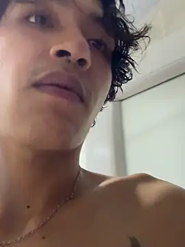 TonnyBottom