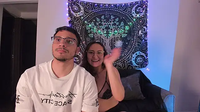 alphaandmuse webcam