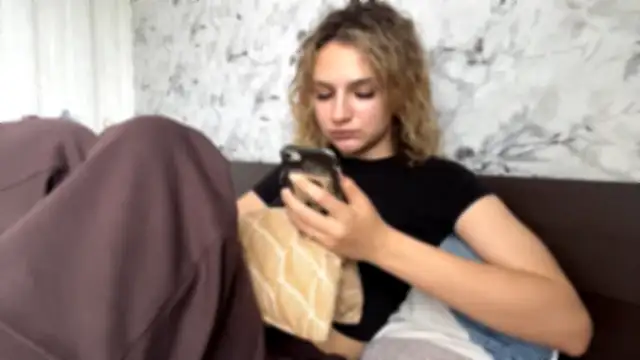 ManiacProffer live cam on StripChat