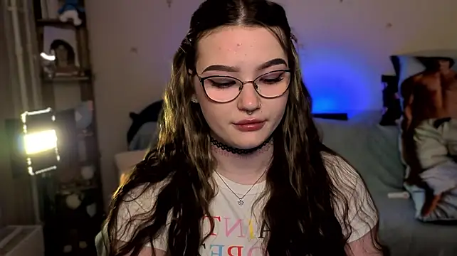 milliedoll live cam on StripChat