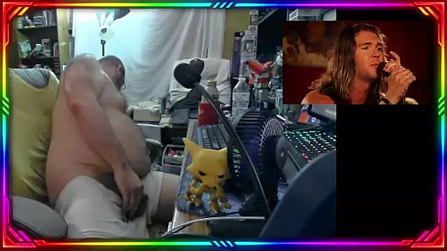 BriTheTopBear webcam