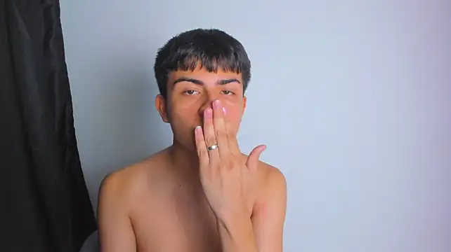 Asher_Young webcam