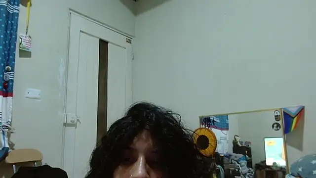 AlinaWoolf_ webcam