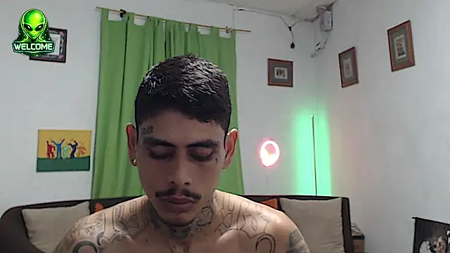 alpha_zom