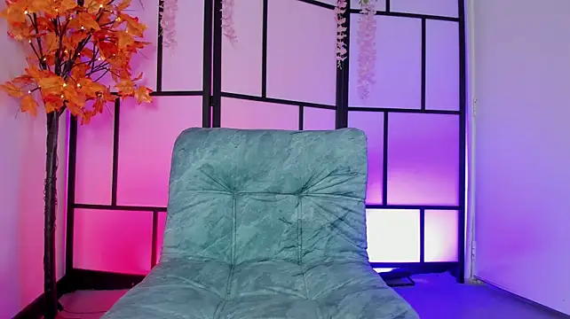 Violet-Secret webcam