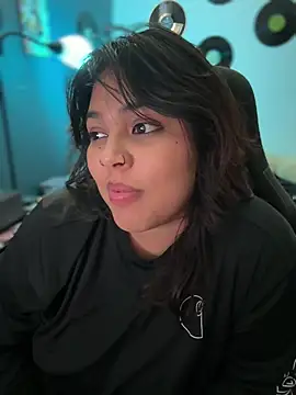 miacanela_xo webcam
