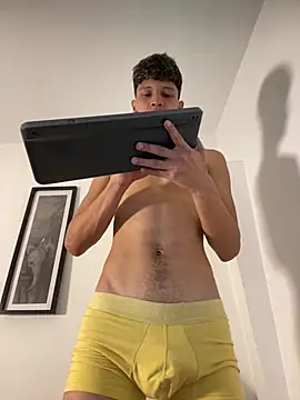 Twinkcock22 webcam