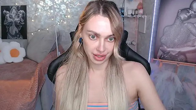 NickyAdamidi webcam