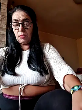 Love_Tina_Forever webcam