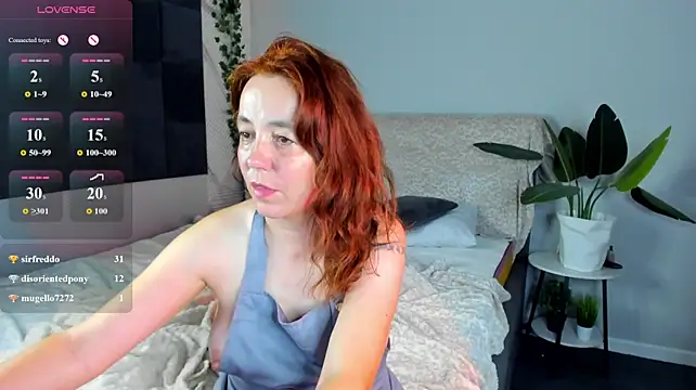Kira_Adler webcam