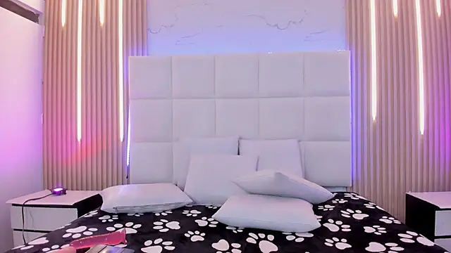 tiffanny_rosee webcam