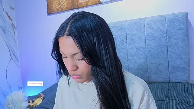 clara_evanss webcam