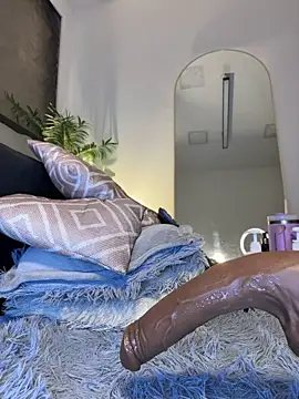 Isa__Blanc webcam