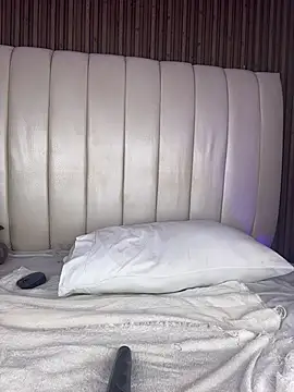 sandramilerr (F young) - Control Lush for 5 minutes + dildo ride