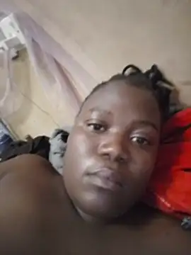 sweetsautii live cam on StripChat