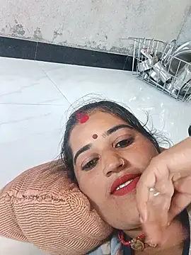 Hot_kamla