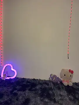 evans_femb (M twink) - Show Cum 💦
