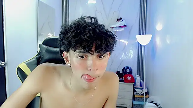 FUNNY_DICK_ live cam on StripChat