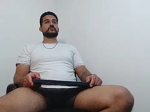 _CHRIS-DENNIS_