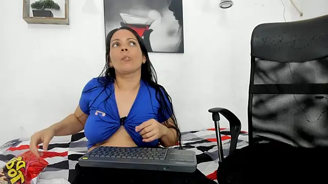 LorenaAndJackson webcam
