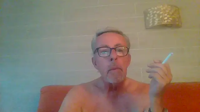 tuggy59 live cam on StripChat