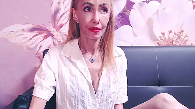 BlondPussy live cam on StripChat