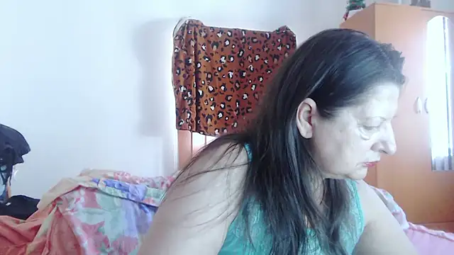 ExtasyMature webcam