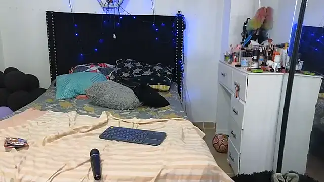 charlotte_077 webcam