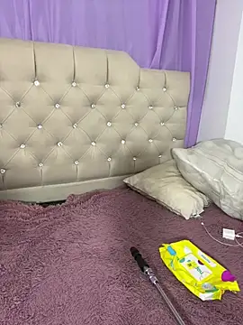 cherry_skinnyy_ webcam