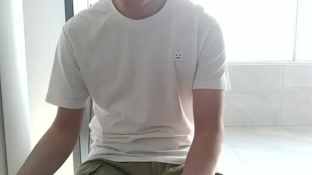 nole_china7 (Ask my age) - talk / fun / cum