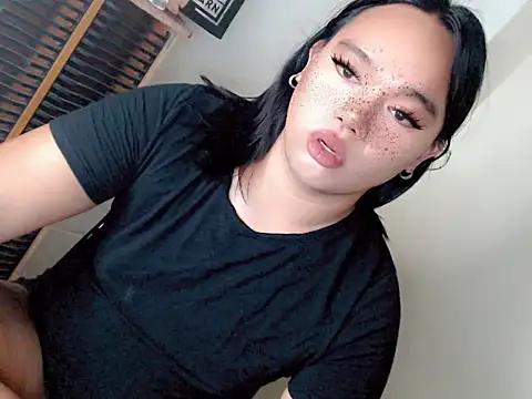 itsmenikitadragon (T young) - FUCK MY THROAT!!!