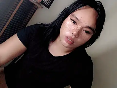 itsmenikitadragon (T young) - FUCK MY THROAT!!!