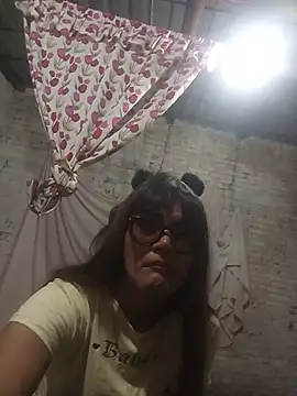 yovana13 webcam